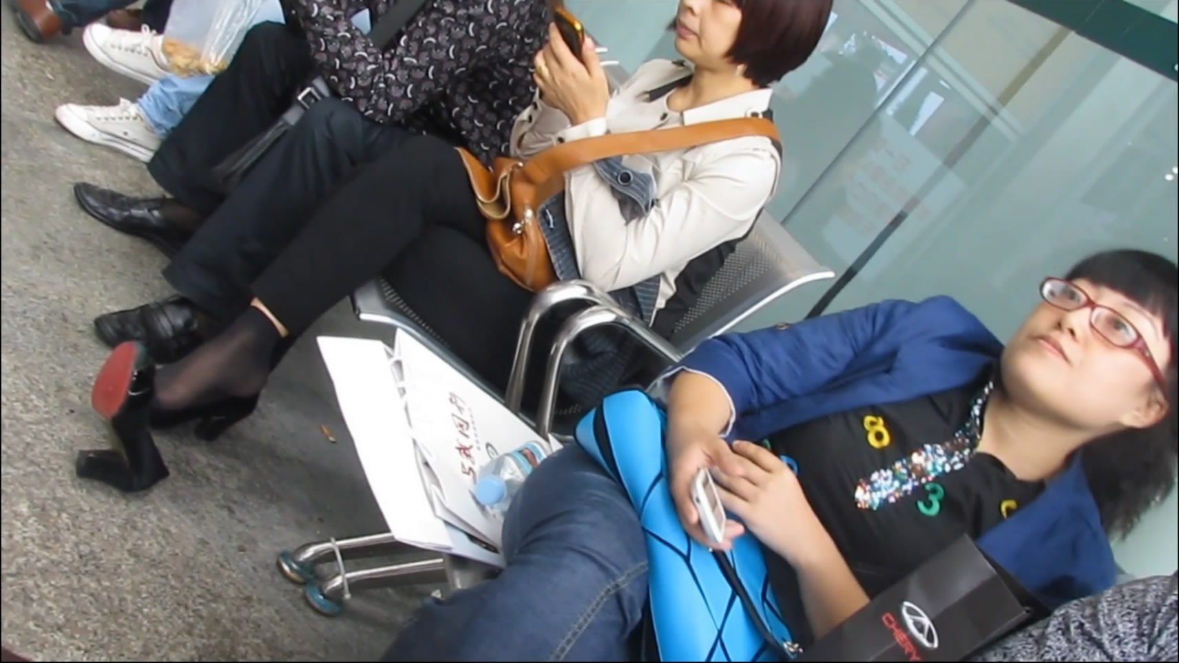 streetsnapshoep[00 01 42][20181209 215715 0]